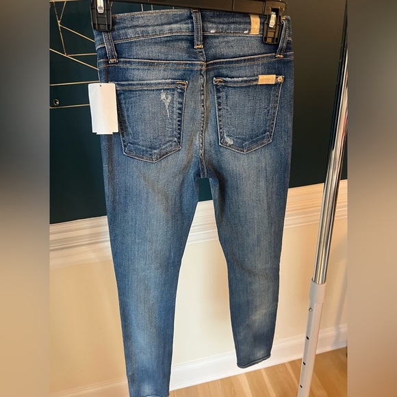 7 For All Mankind cropped Alexa NWOT size 23 - Picture 4 of 4